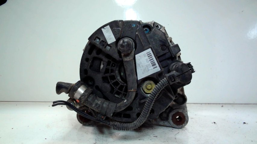 Piece-Alternateur-06F903023E-VOLKSWAGEN-TOURAN-PHASE-1-Diesel-cfadad505e60e24a0d3f95882d3e7439...jpg