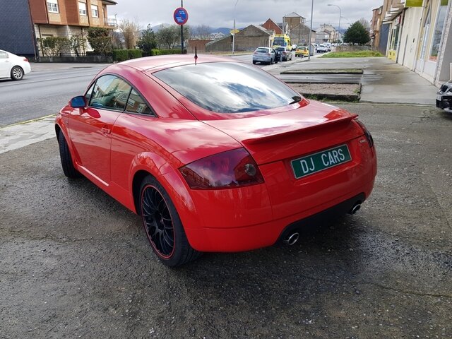 AUDI-TT-03.jpg